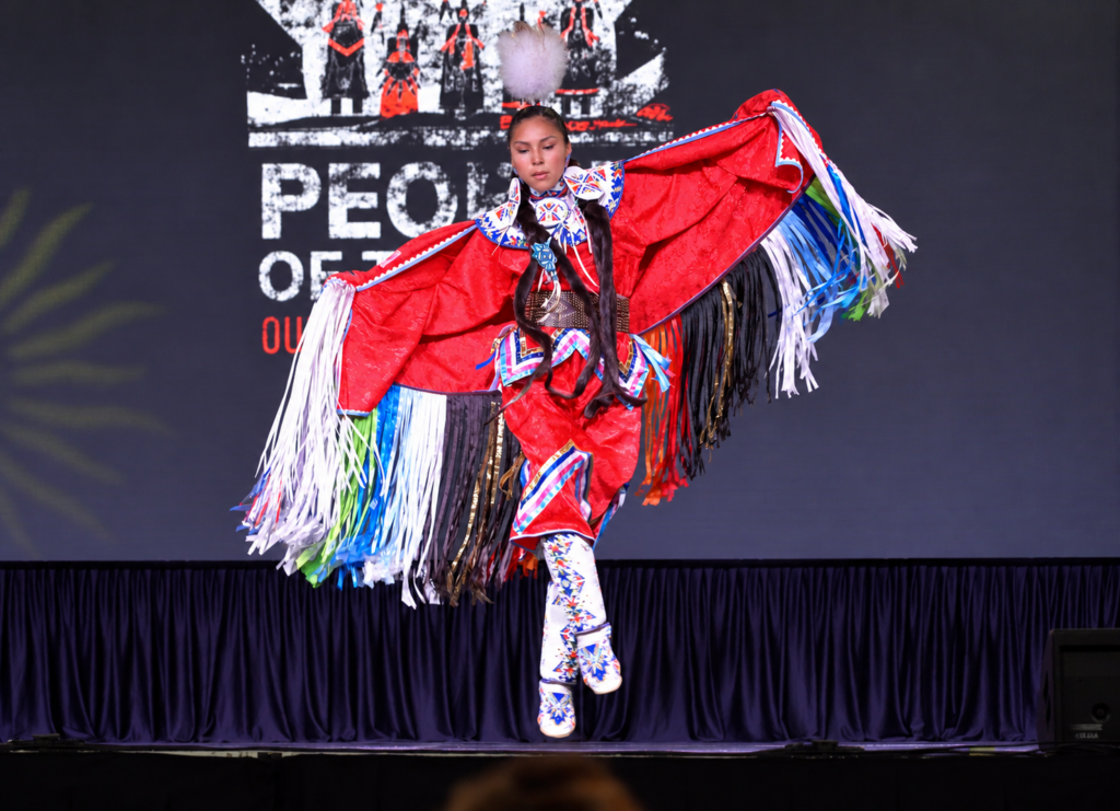 Pots Dancer